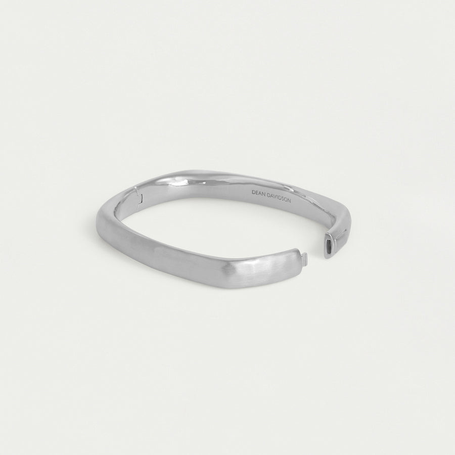 Mara Hinged Bangle