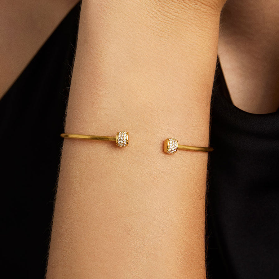 Juliette Pavé Twist Bangle