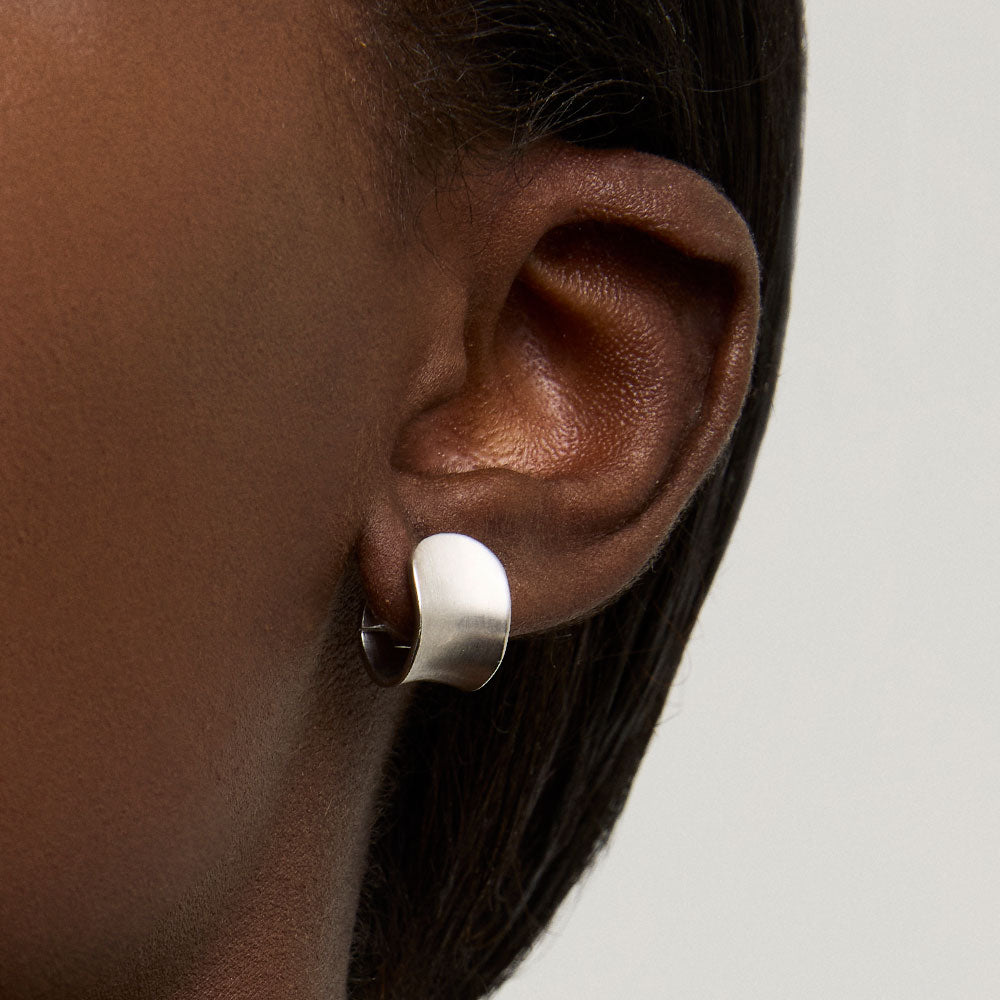 Mini Sol Huggie Hoops – Dean Davidson