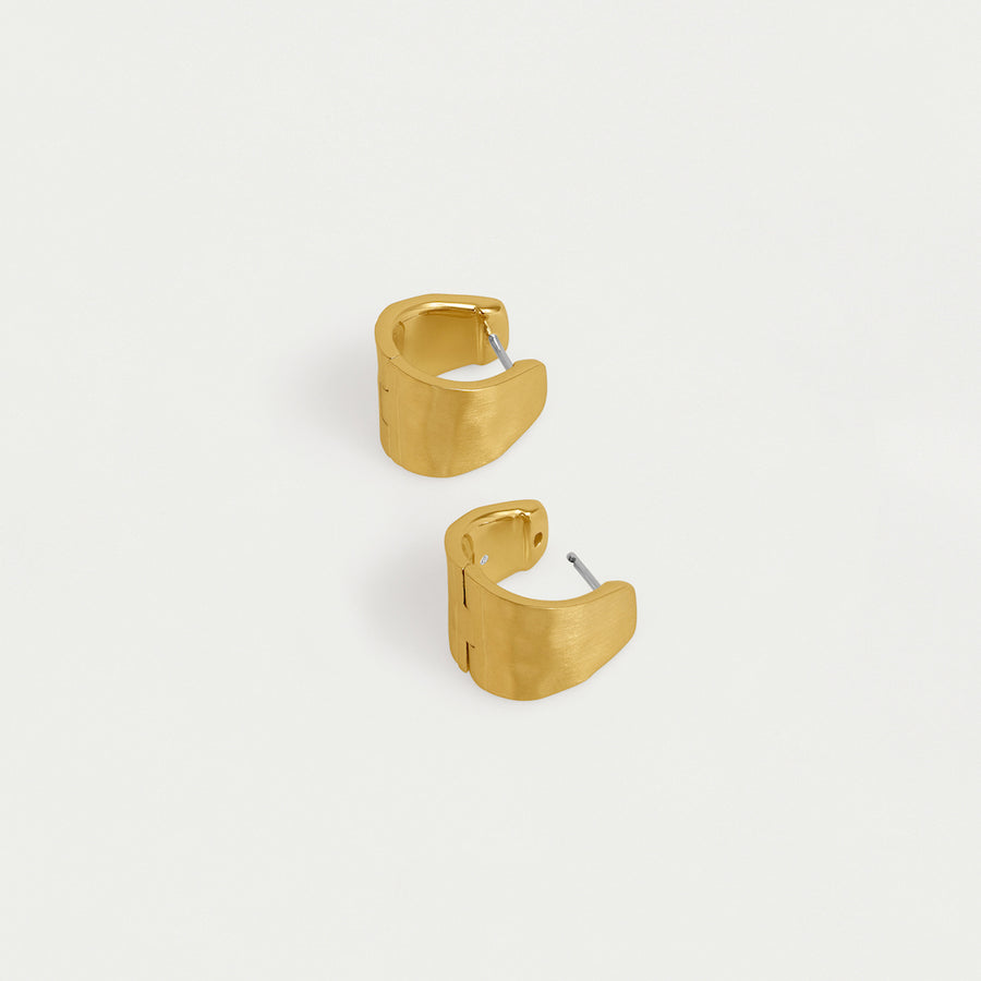 Mara Huggie Hoops