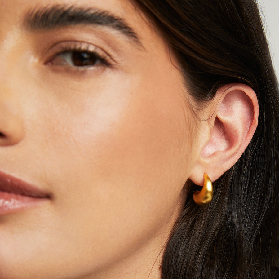 Signature Teardrop Huggie Earrings