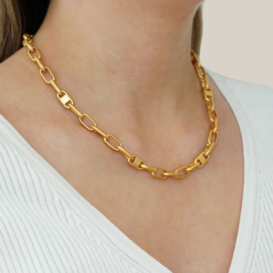 Signature Revival Statement Chain